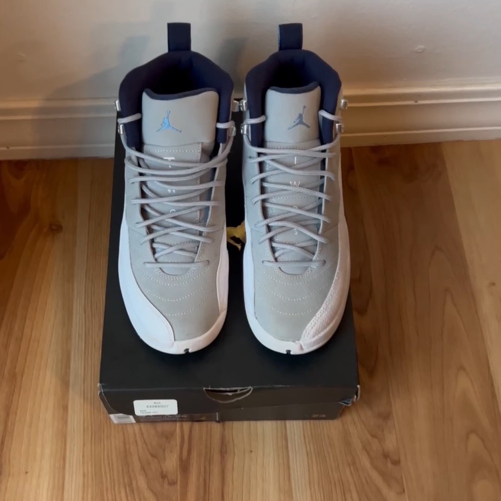 Jordan Youth Sneakers - Gray and White